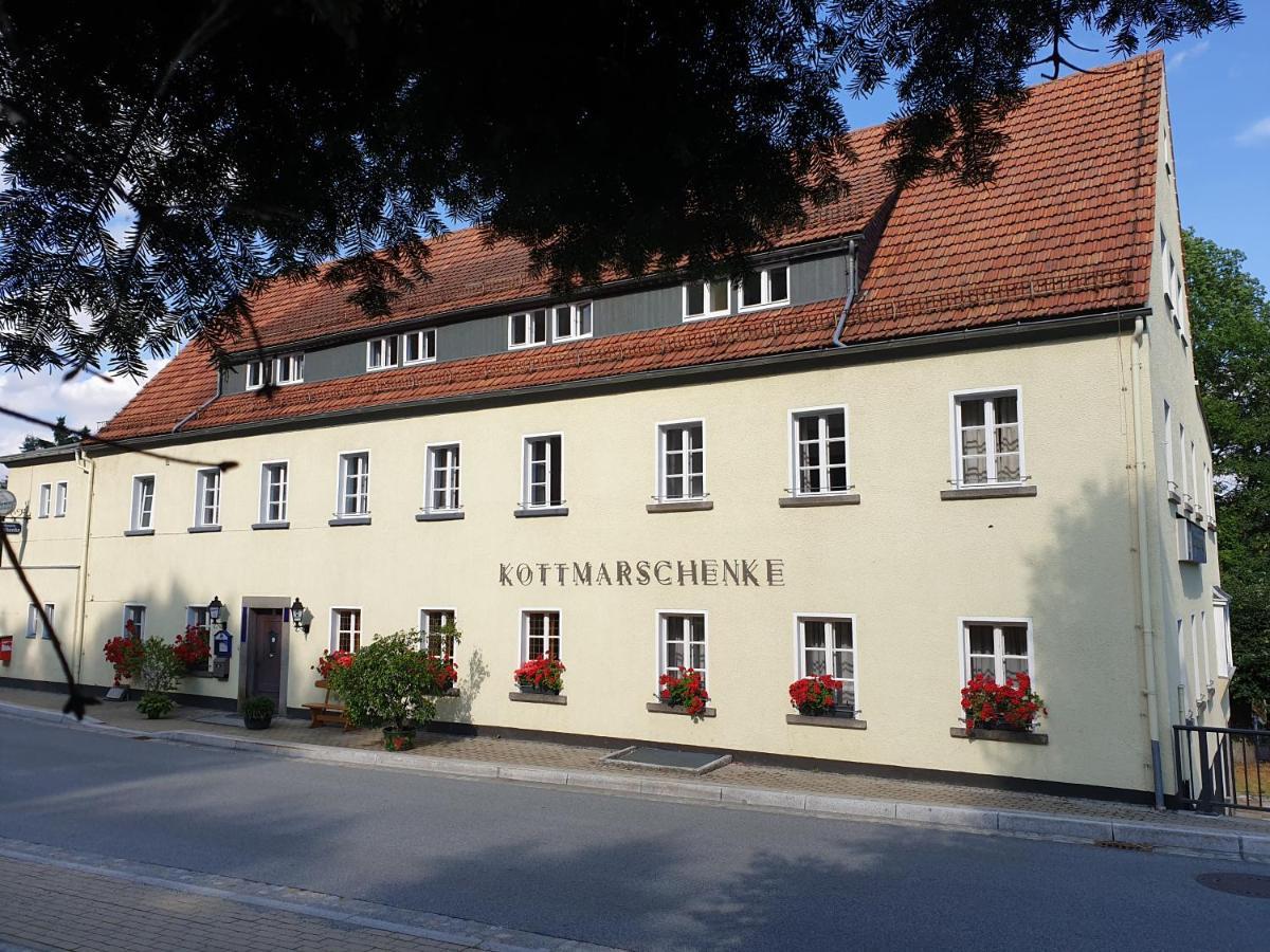 Kottmarschenke - Gaestezimmer Und Ferienwohnung Am Kottmar Exterior photo